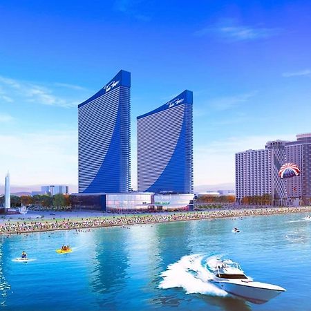 Orbi City Center Suite Batumi Bagian luar foto