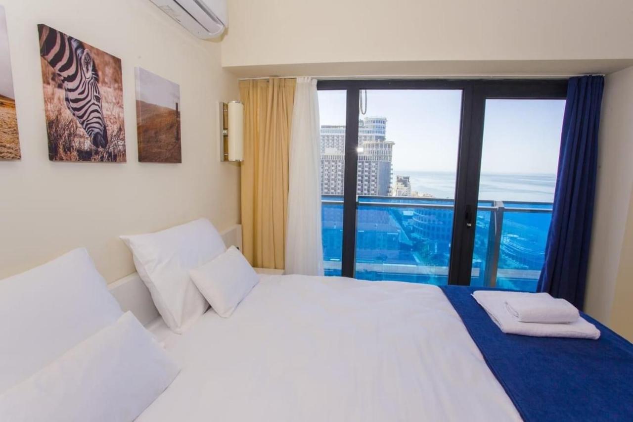 Orbi City Center Suite Batumi Bagian luar foto