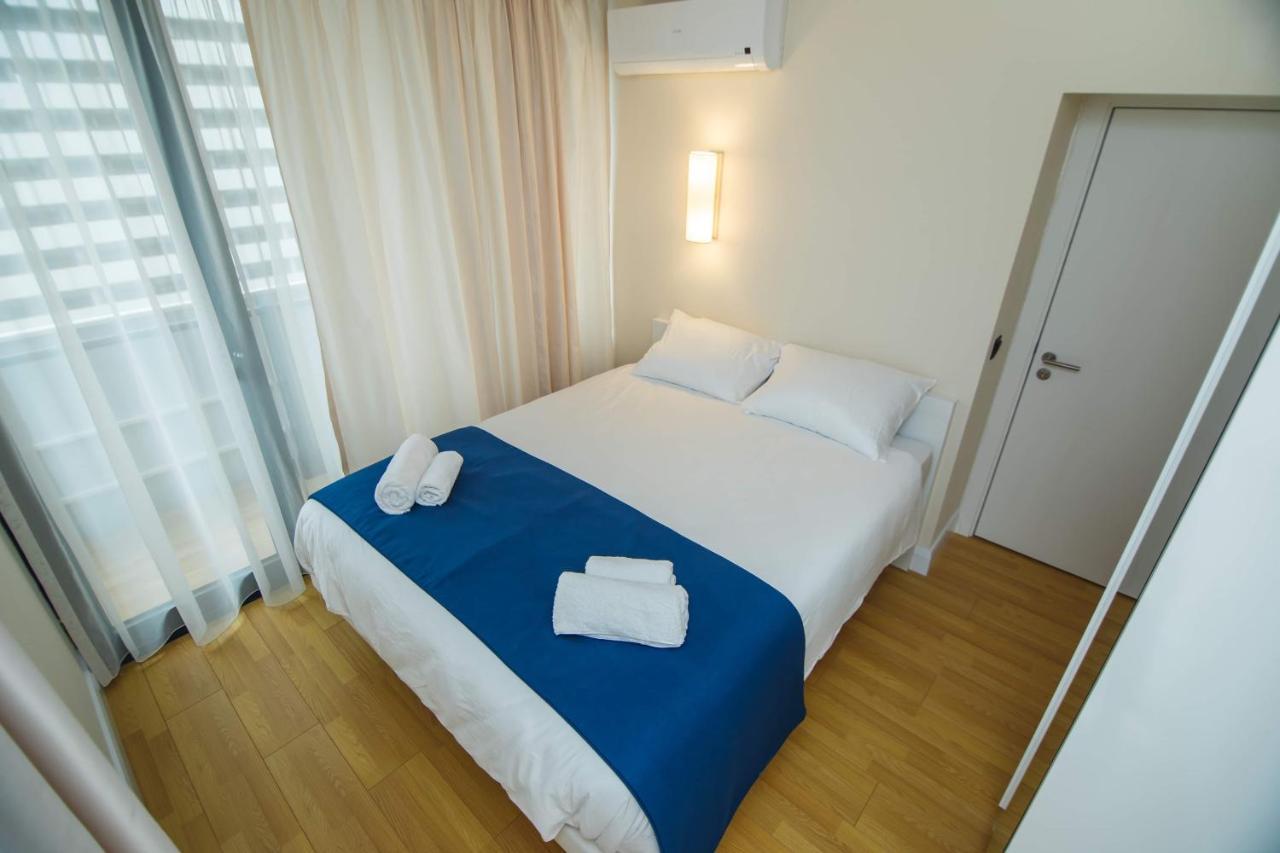 Orbi City Center Suite Batumi Bagian luar foto