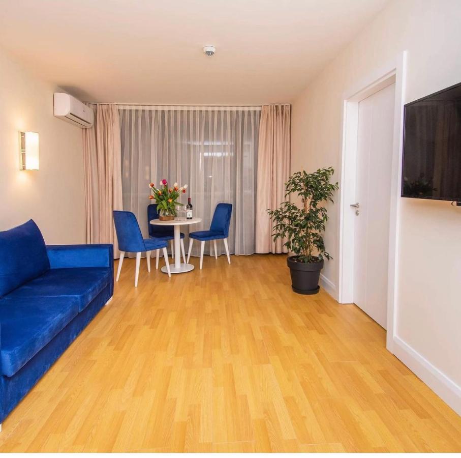 Orbi City Center Suite Batumi Bagian luar foto
