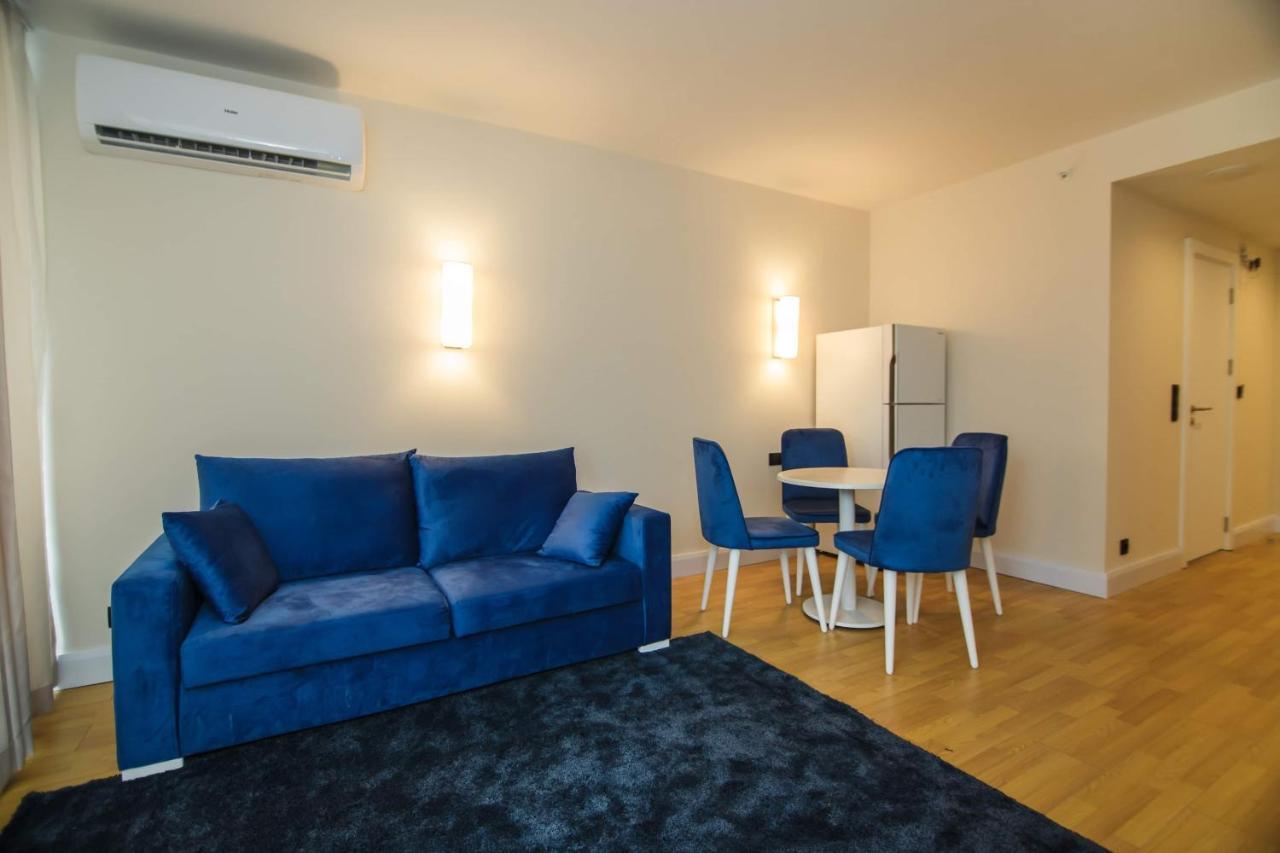 Orbi City Center Suite Batumi Bagian luar foto