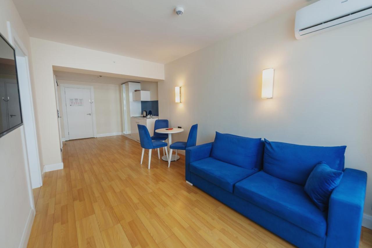 Orbi City Center Suite Batumi Bagian luar foto