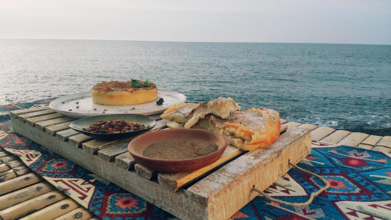 Orbi City Center Suite Batumi Bagian luar foto